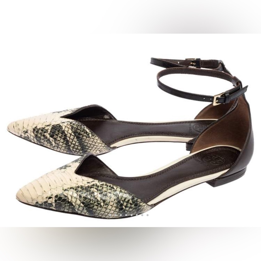 Tory Burch Beige/Black Python Embossed Pointed To… - image 3